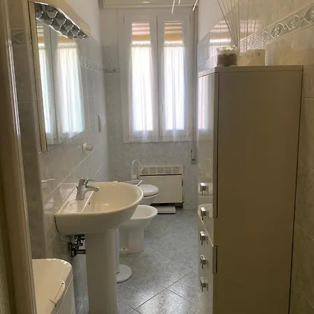 Riva Reno 54 * Bologna